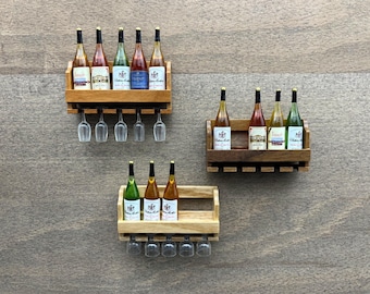 Miniatur-Weinregal, Flaschen-Gläser. Handgemachtes Puppenhaus Küchen Zubehör.
