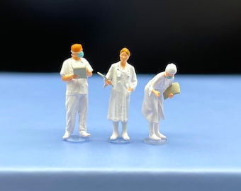 Nurse Doctor Surgeon. Hospital Worker Figures. 1:87 HO Scale Miniatures