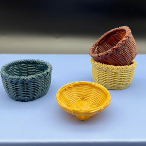 Miniature Baskets.  Dollhouse Kitchen Food Picnic Accessories 1:6 or 1/12 Scale