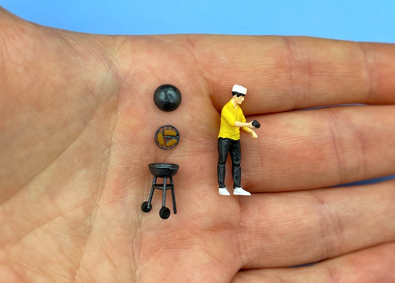 Miniature BBQ Grill and Chef Figures. 1:64 Scale Black Grill + Chef