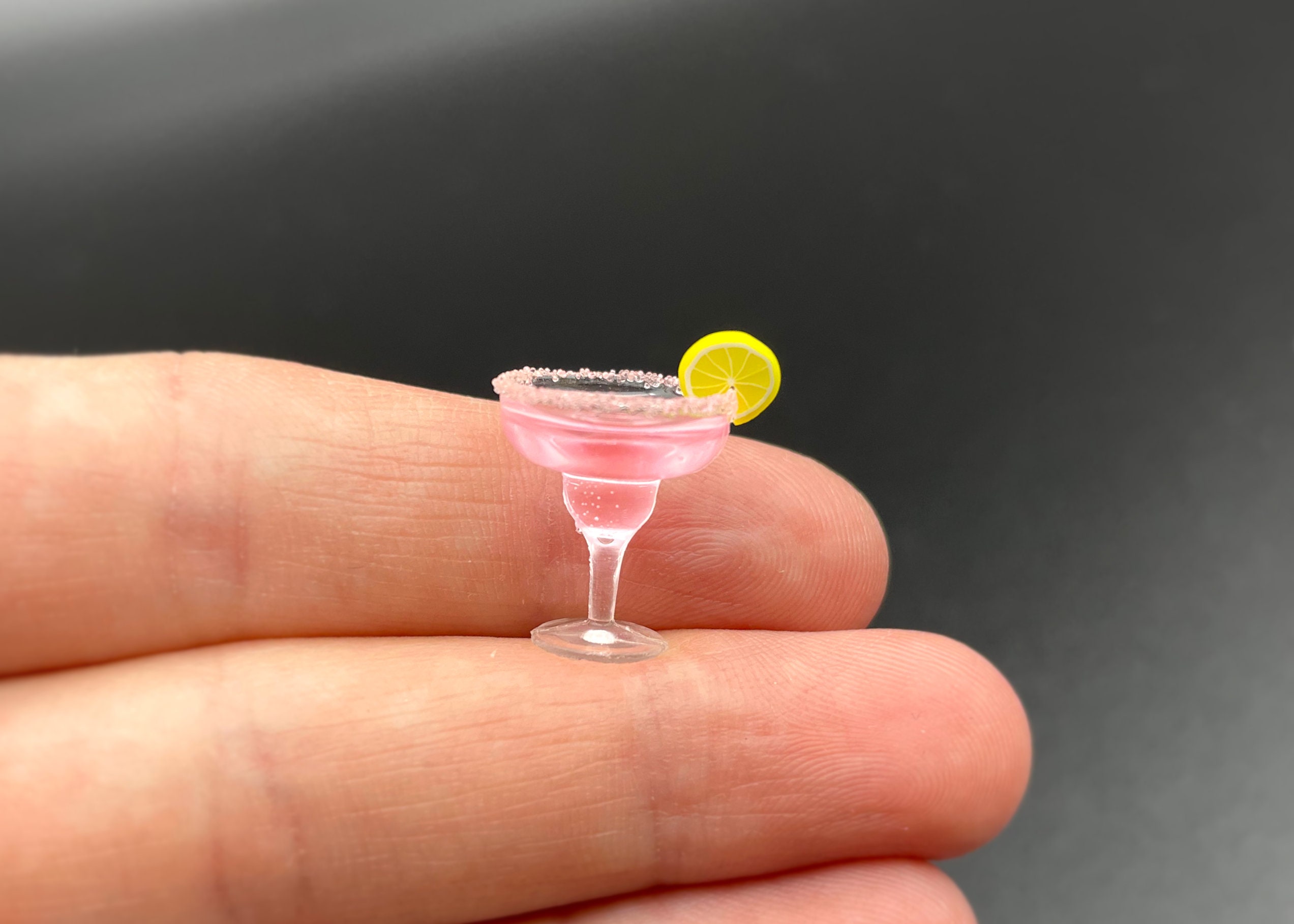 Miniature Cocktail Drinking Glasses. 1:12 Scale. Dollhouse Kitchen