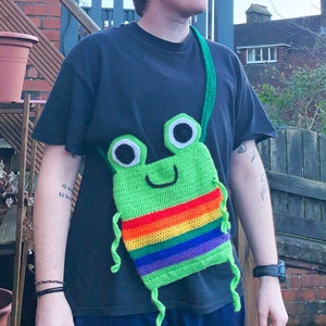 Rainbow frog cross body bag - Crochet Tote Bag Handmade Shoulder Bag Multicolour LGBTQ+ Pride Reusable Bag Gift Market Bag crossbody froggy
