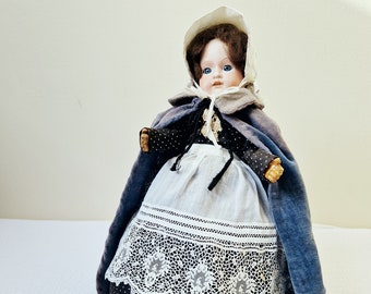 Antique doll Armand Marseille 390 - AM 6/0- bisque head - 19-20th century - Germany