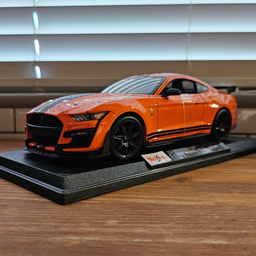 Maisto 1/18 Scale Ford Mustang Shelby GT500 Diecast Model Car - Etsy