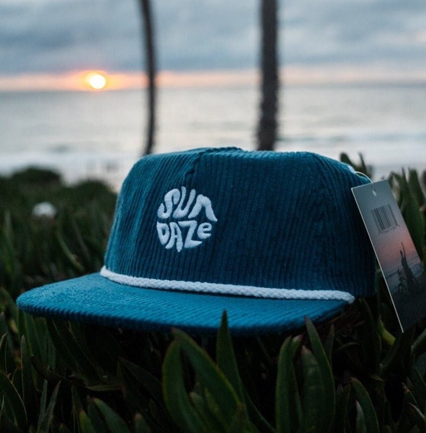 Dark Blue Corduroy Hat - Sundaze Vintage 5-panel Snapback  display picture 1