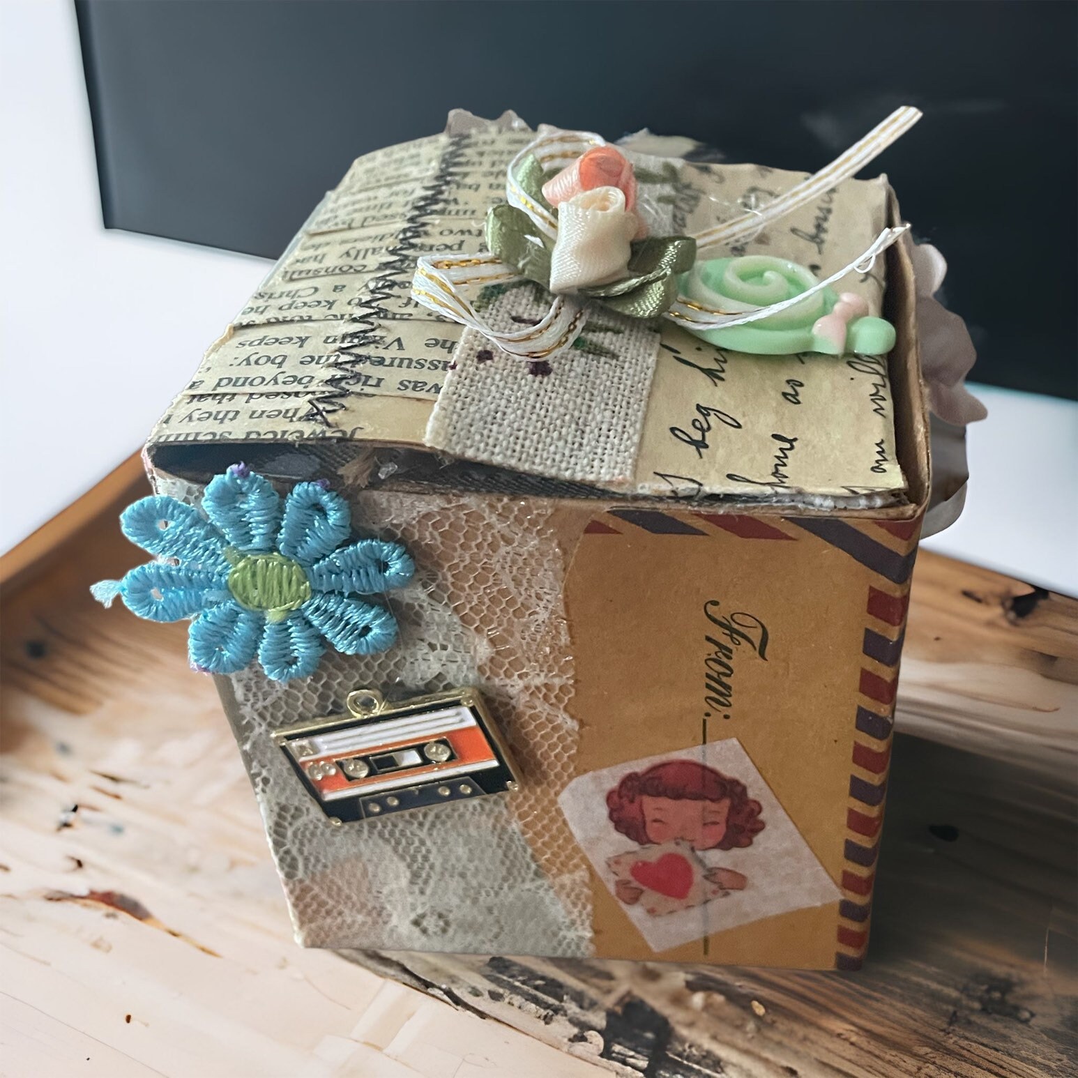ヴィンテージ風のジャンクジャーナルギフトボックス - Etsy 日本