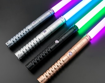 Sable con empuñadura de aluminio y LED RGB: duelo intenso, 4 fuentes de sonido