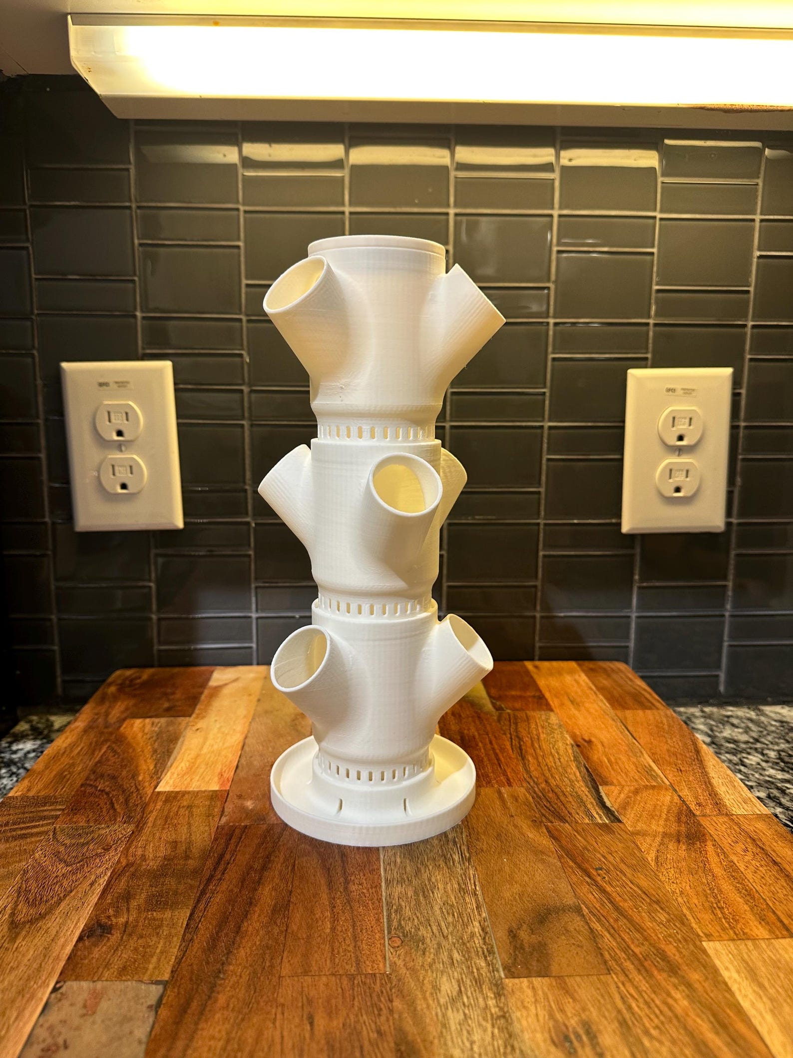 Modular Hydroponic Plant Tower: Stackable Indoor Plant System -