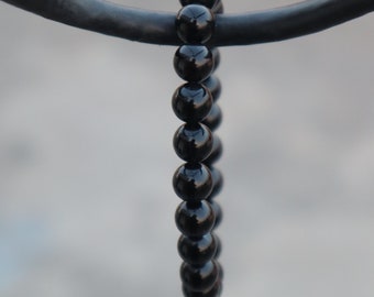 Bransoletka z czarnego spineli z pereł naturalnych 4/6/8/ mm 18-19 cm, gładki kamień półszlachetny i okrągły kamień jubilerski naturalny Prezent dla mamy.