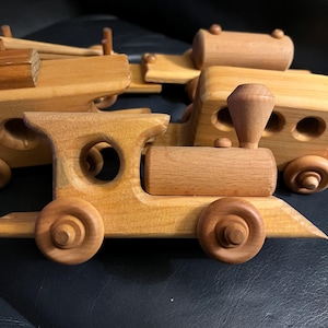 Vintage Wood Train Set Rolling Locomotive & Caboose W/ 3 Cars Handmade