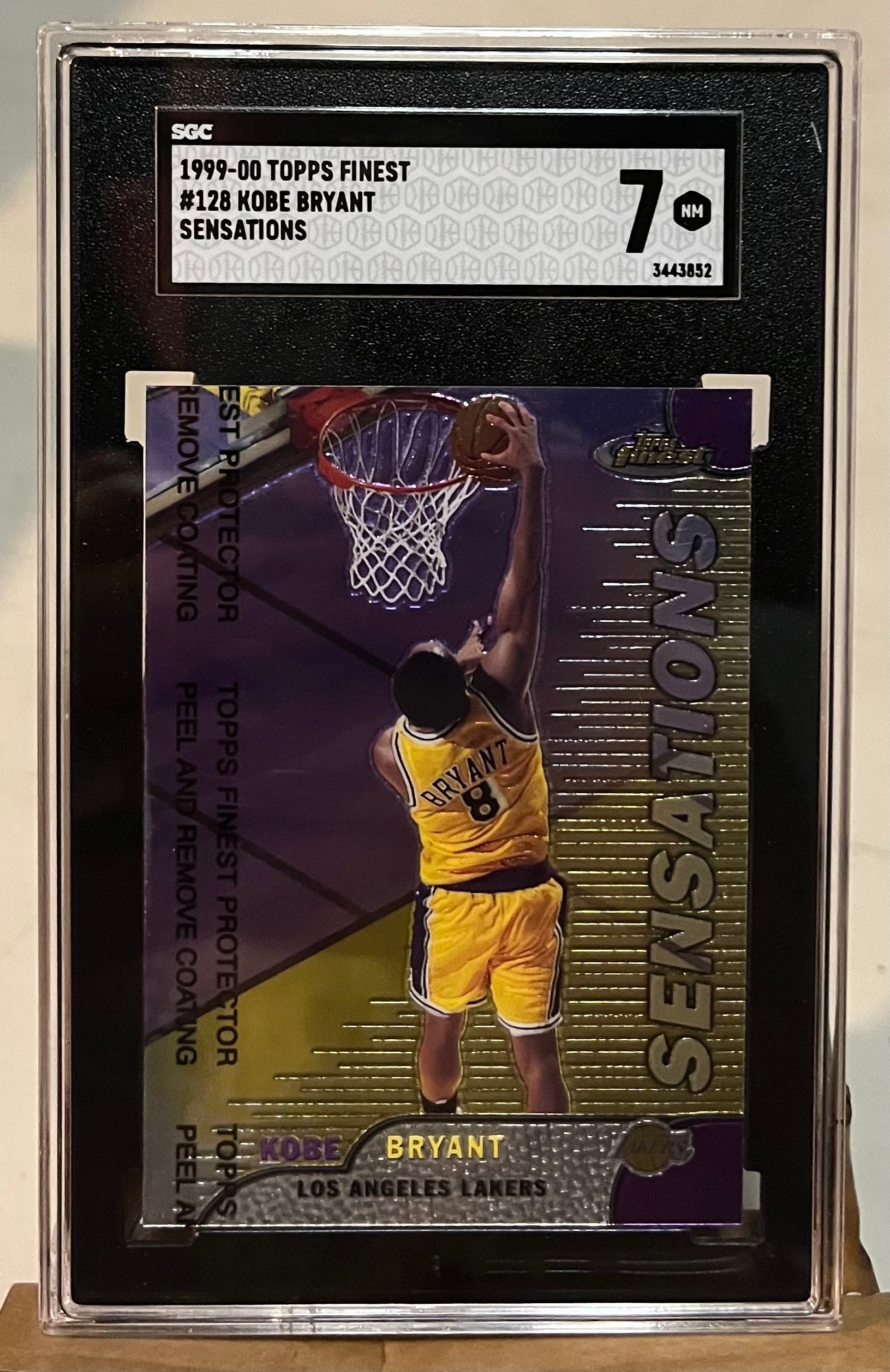 Kobe Bryant NBA 1999-00 Topps Gold Label Class 1 Base Card #22 