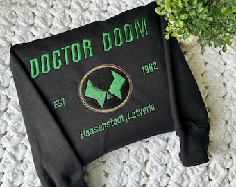 Avengers, Doctor Doom, Vintage sweatshirts, Avengers doomsday, Secret Wars, sweatshirt, Doomsday Superhero Movie, Dr. Doom, Superhero comics
