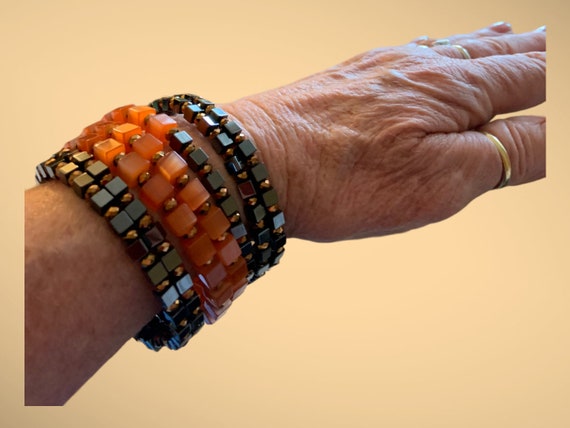 Handcrafted Memory Wire Salmon & Grey Bead Wrap C… - image 4