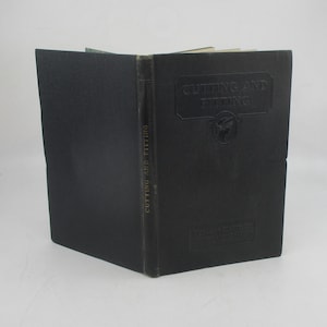 1928 Cutting and Fitting Manual: Vintage Sewing & Tailoring Guide