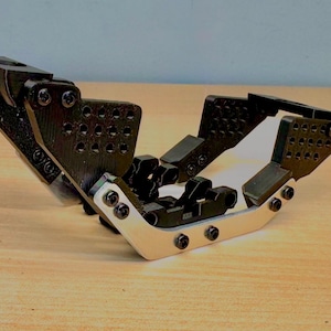Aluminum Rails for the Lynx Chassis