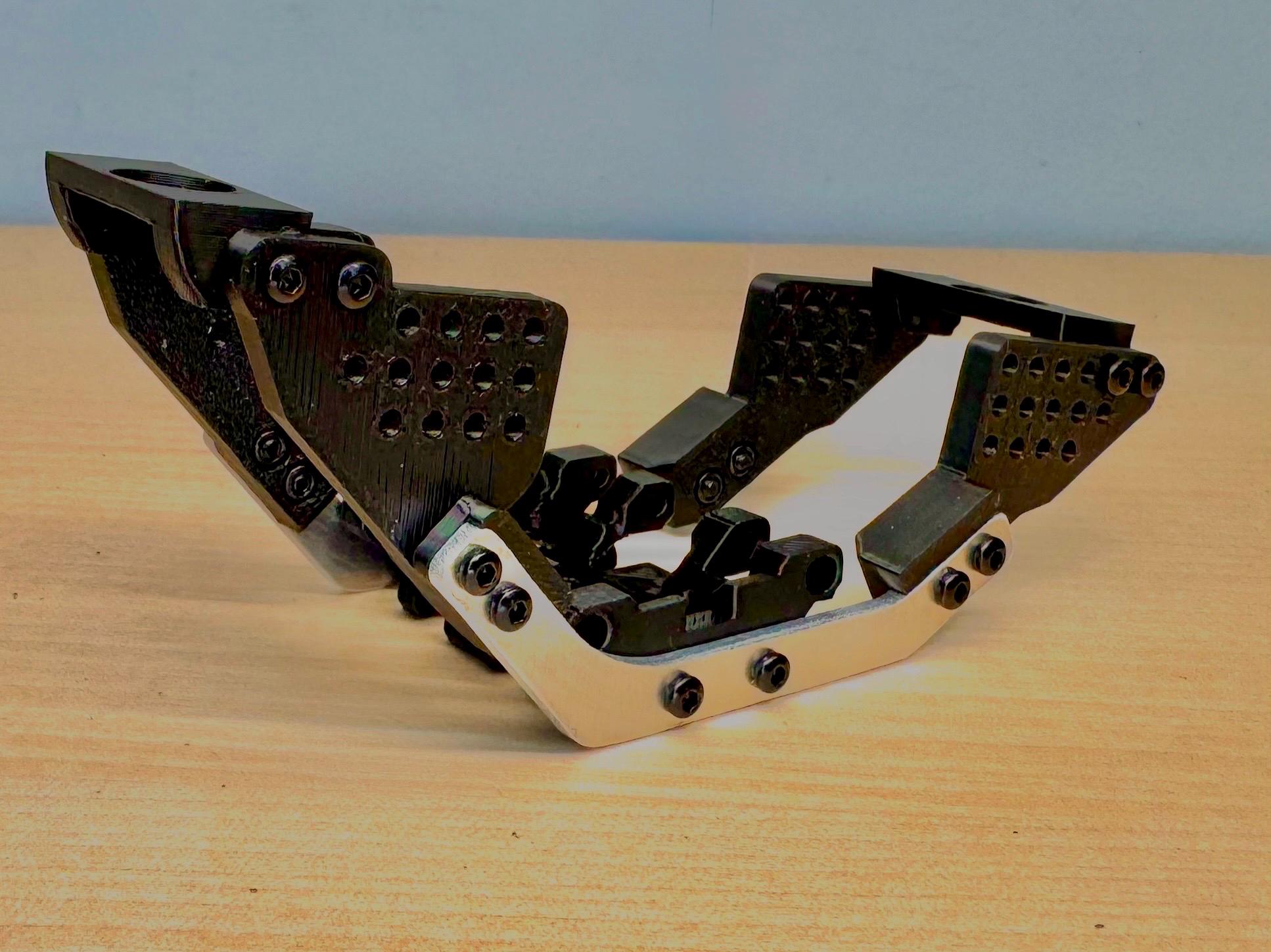 なつかしいLynx Lynx Chassis for the Redcat A18 - Etsy