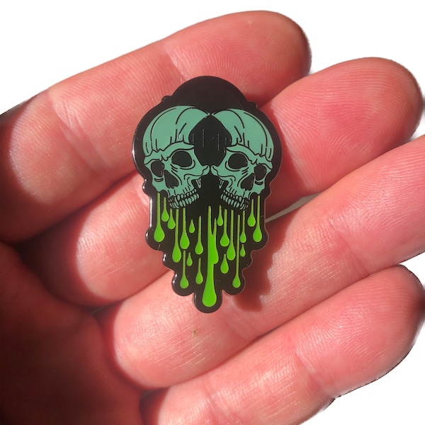 Skull Pin Hard Enamel Green Dripping Dual Skulls, Metal Alloy, Pop-Surrealism