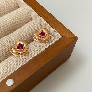 Ruby Heart Stud earrings，Gemstone Jewelry, Retro Red Zircon Earrings, Red Heart Earrings, Gift for Her, Crystal Cartilage