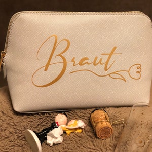 Braut Leder Tasche Kosmetiktasche Schminktasche Hochzeitsgeschenk Braut auf Wunsch mit Namen auf der Rückseite Bild 2