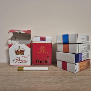 where to buy chinese cigarettes nyc Tobacco sale in shop window hi-res stock photography and images where to buy chinese cigarettes nyc Tobacco sale in shop window hi-res stock photography and images