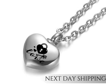 Collar de urna con forma de corazón y llave de amor para cenizas, joyería conmemorativa, recuerdo de acero inoxidable, colgante de cremación, regalo de condolencias, regalo de San Valentín
