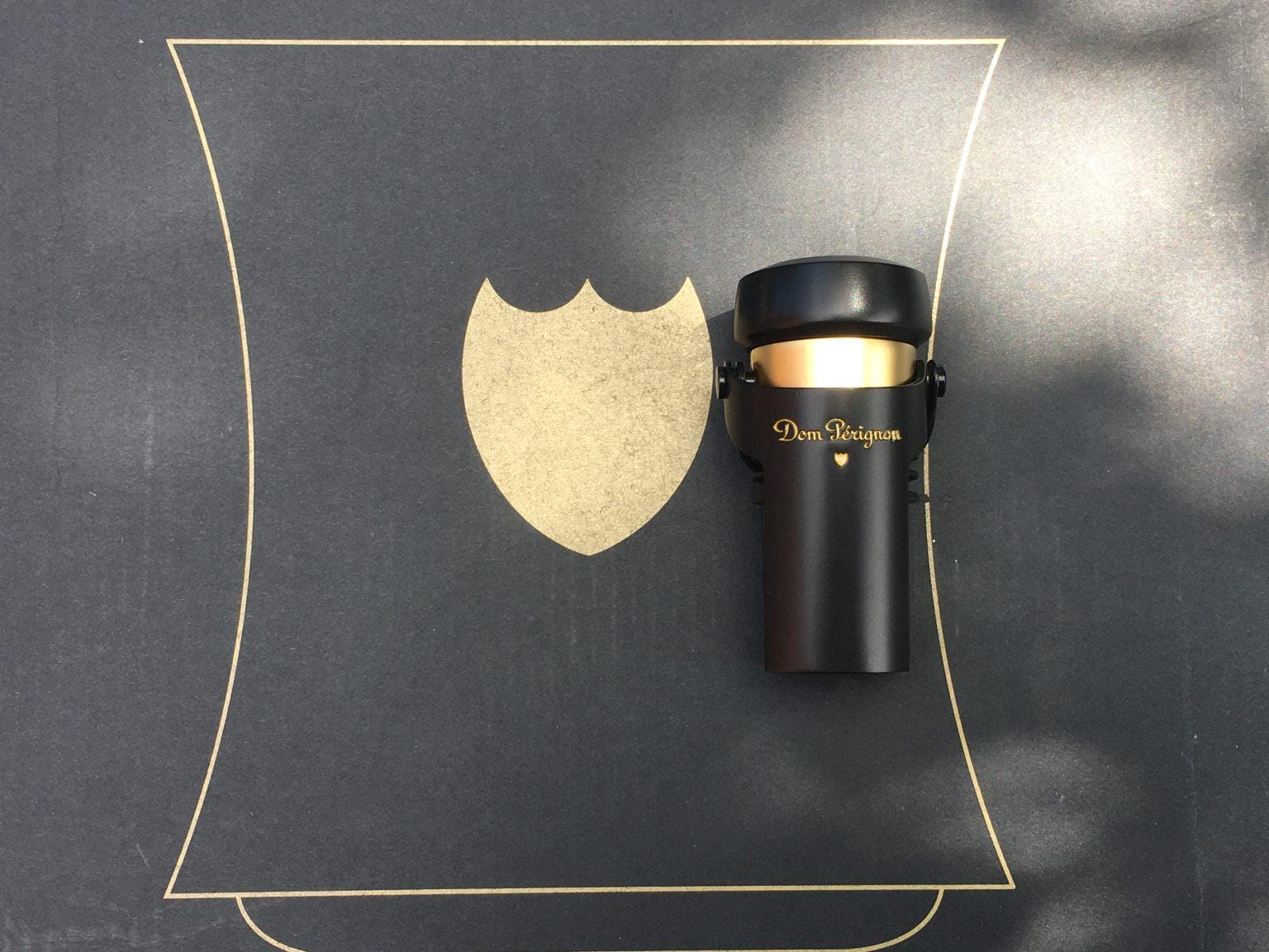 DOM PÉRIGNON シャンパンボトルストッパー（2個セット、Martin Szekely
