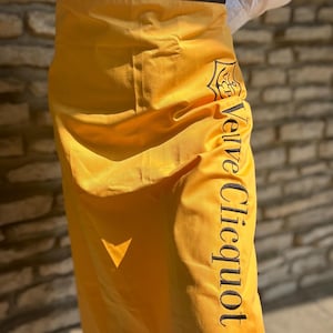 Premium bar apron featuring an embroidered Veuve Clicquot logo and the brand’s signature vertical lettering