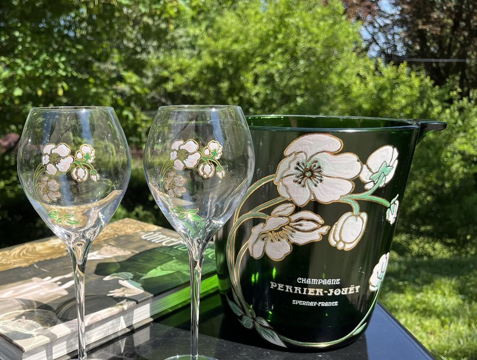 Perrier-jouët Champagne Iconic Belle Epoque Glasses 6 Pcs In Their Original Gift Box, Hand - View #2