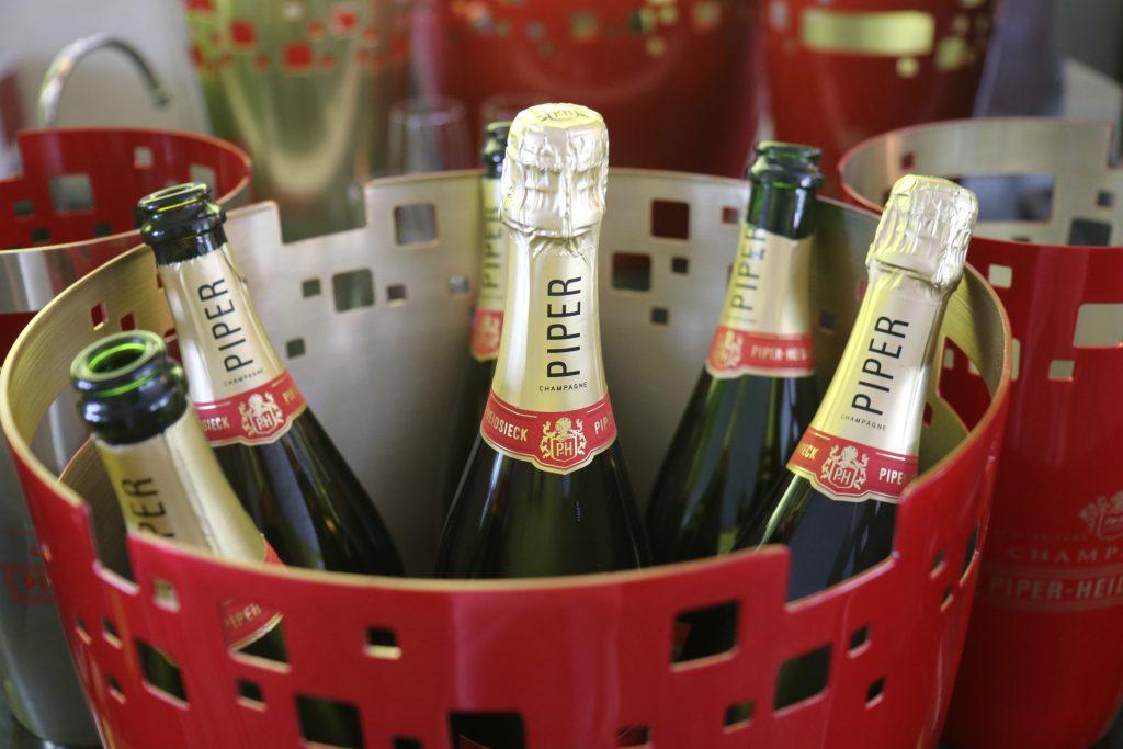 パイパー・エドシック XXL シャンパンクーラー – 光沢のあるレッド