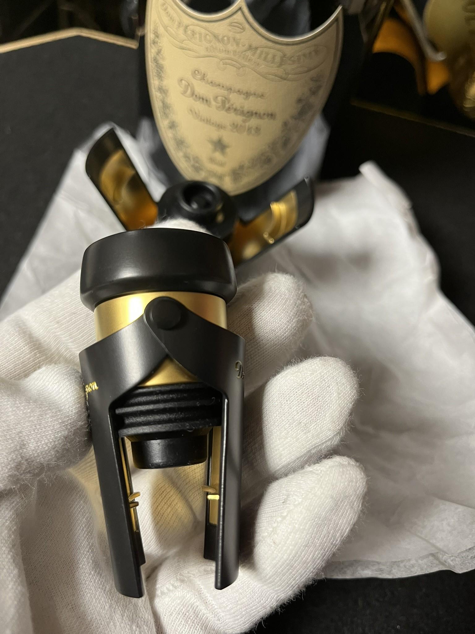 DOM PÉRIGNON シャンパンボトルストッパー（2個セット、Martin Szekely