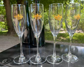 VEUVE CLICQUOT Champagne Glasses – Set of 4