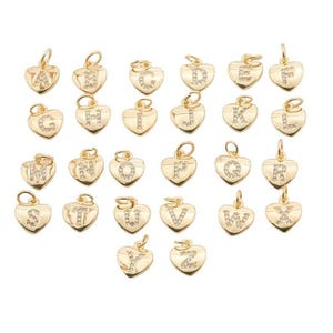 Pingente inicial personalizado com pingente de ouro 18K, pingente de letra de coração, pingente de letra do alfabeto minimalista, pingente de monograma de 10 mm