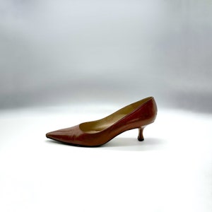 Manolo Blahnik Size EU37.5 Rare Vintage Brown Leather Heels