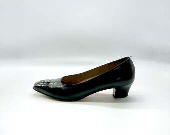 Salvatore Ferragamo Größe 8 Vintage Schwarz Lack Kalb Schwarz Tadea Heels