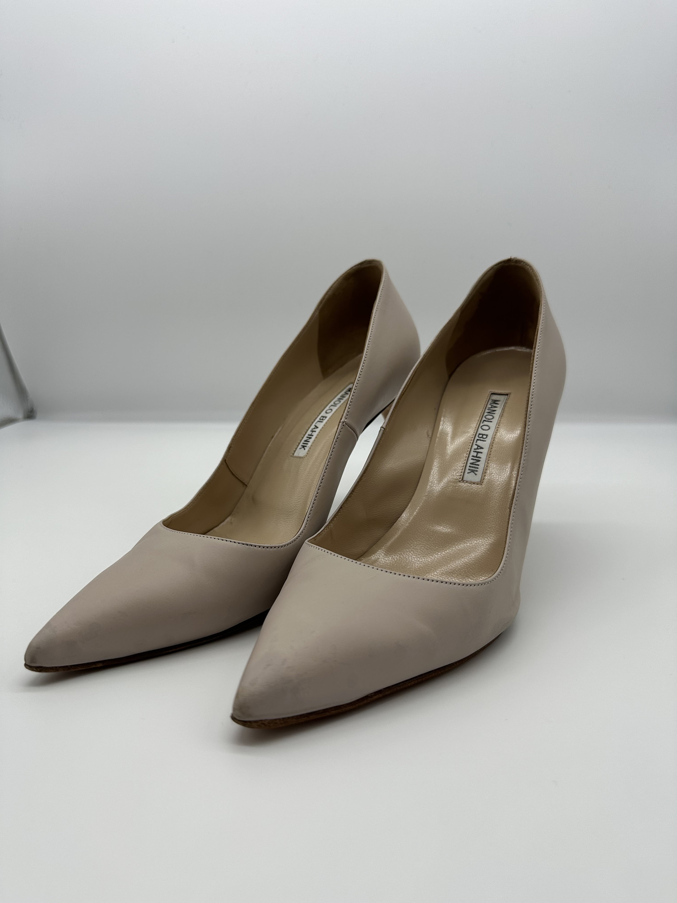 Manolo Blahnik Size EU39/US8.5 Vintage Cream Leather Heels - Etsy