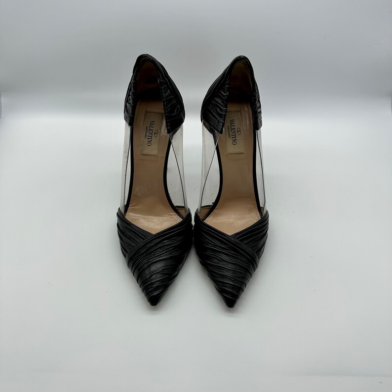 Valentino Size EU37.5/7.5 Vintage Black Leather Pump Heels Black image 5
