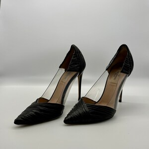 Valentino Size EU37.5/7.5 Vintage Black Leather Pump Heels Black image 2