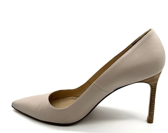 Manolo Blahnik Tacones de piel color crema vintage talla EU39/US8.5