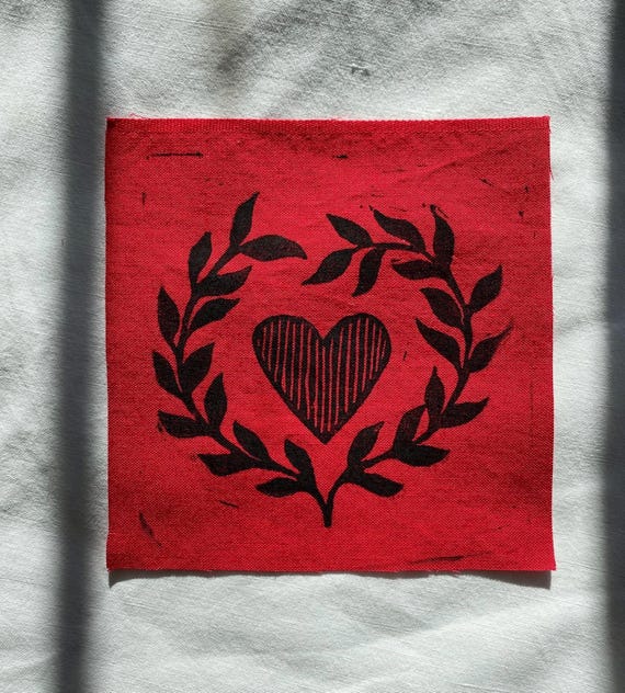 Tissu Imprimé Patch Rouge Et Noir - 100% Poly-élasthanne, Poids Moyen, Vendu Au Mètre Pour Couture Et Loisirs Créatifs