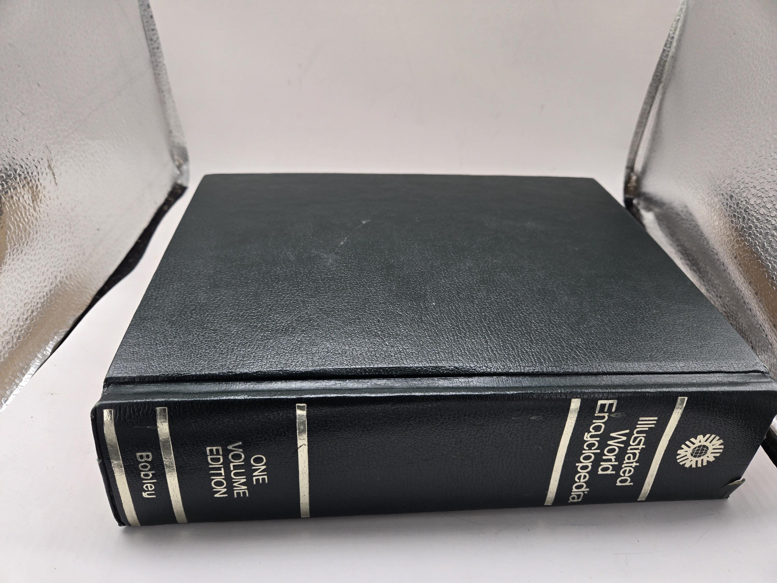 図解世界百科事典 1巻版 1970年代 - Etsy 日本