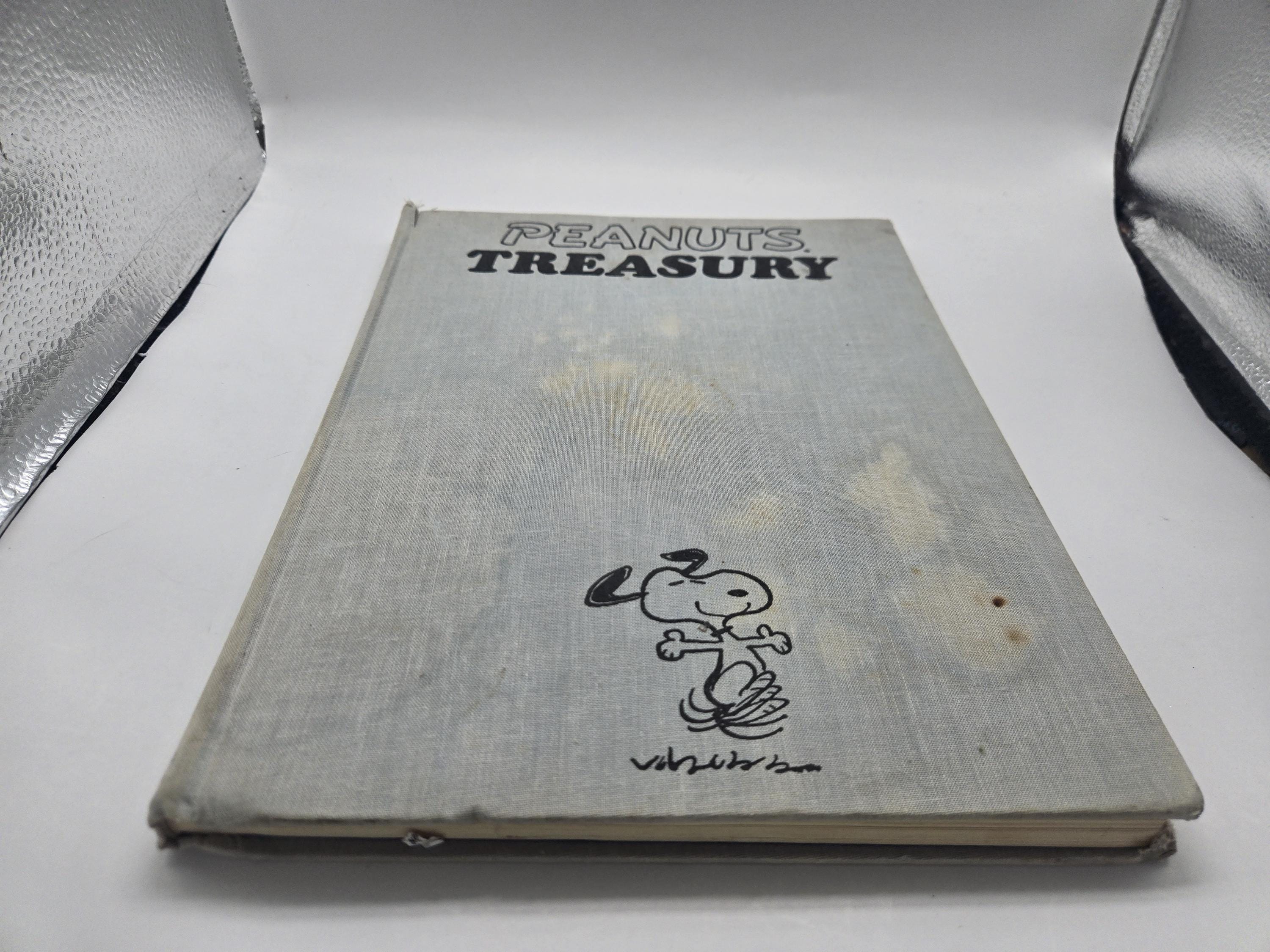 Peanuts Treasury - Etsy