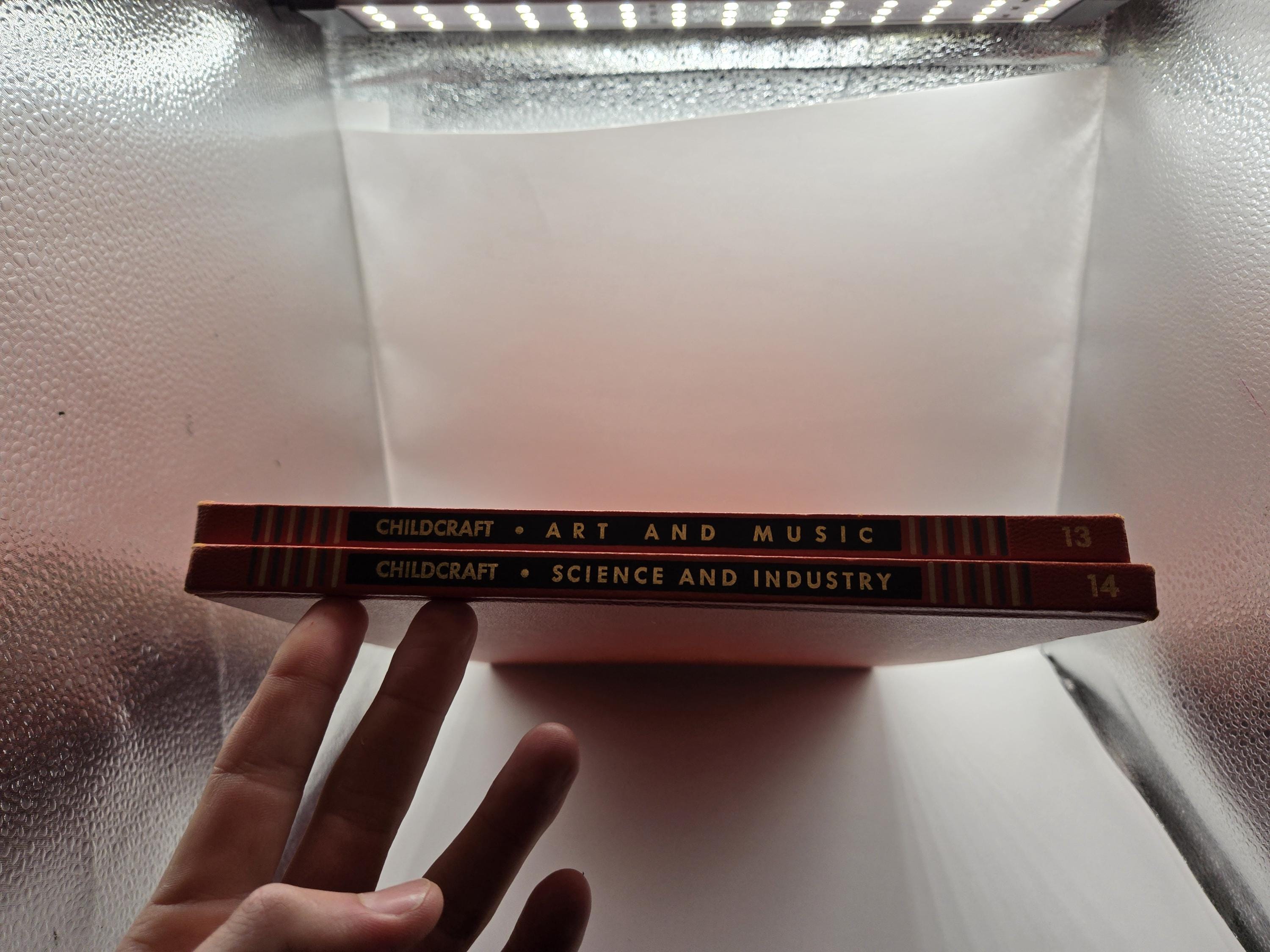 スタークラフト　トランシルバニア ヒントブック Apple II 2 Childcraft HC VTG Books Science/industry and Art/music 1949