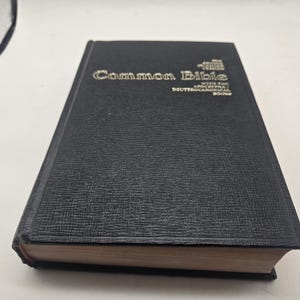 RSV Common Bible with the Apocrypha HC Book Nelson 1973