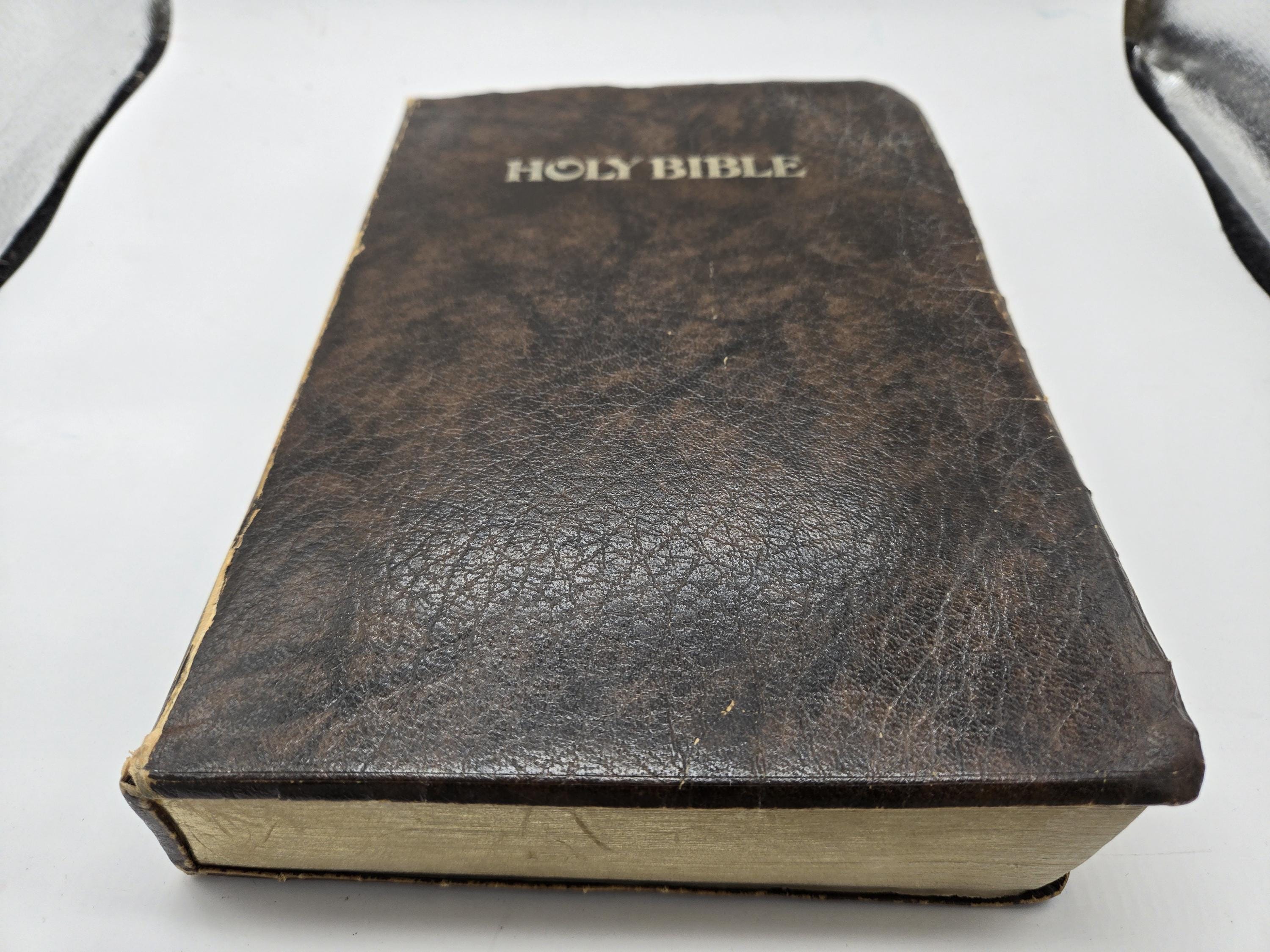 BIG LETTER GOOD HOLY DAY BIBLE　聖書　韓国語 Holy Bible KJV Green Letter Edition Collins World Giant Print - Etsy