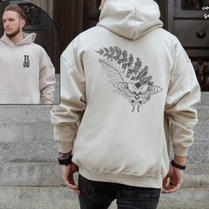 The Last Of Us Sweatshirt | TLOU | Ellie And Joel Shirts | The Last Of Us Shirt | Video Game Shirt | Apocalypse | Ellie And Joel | Zombie T