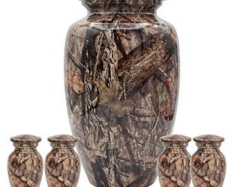 Bundle - Mossy Oak Eternal Outdoors Cremation Urn and Keepsake Urn – Mossy Oak Urn Bundle - FREE Memorial Evite Template