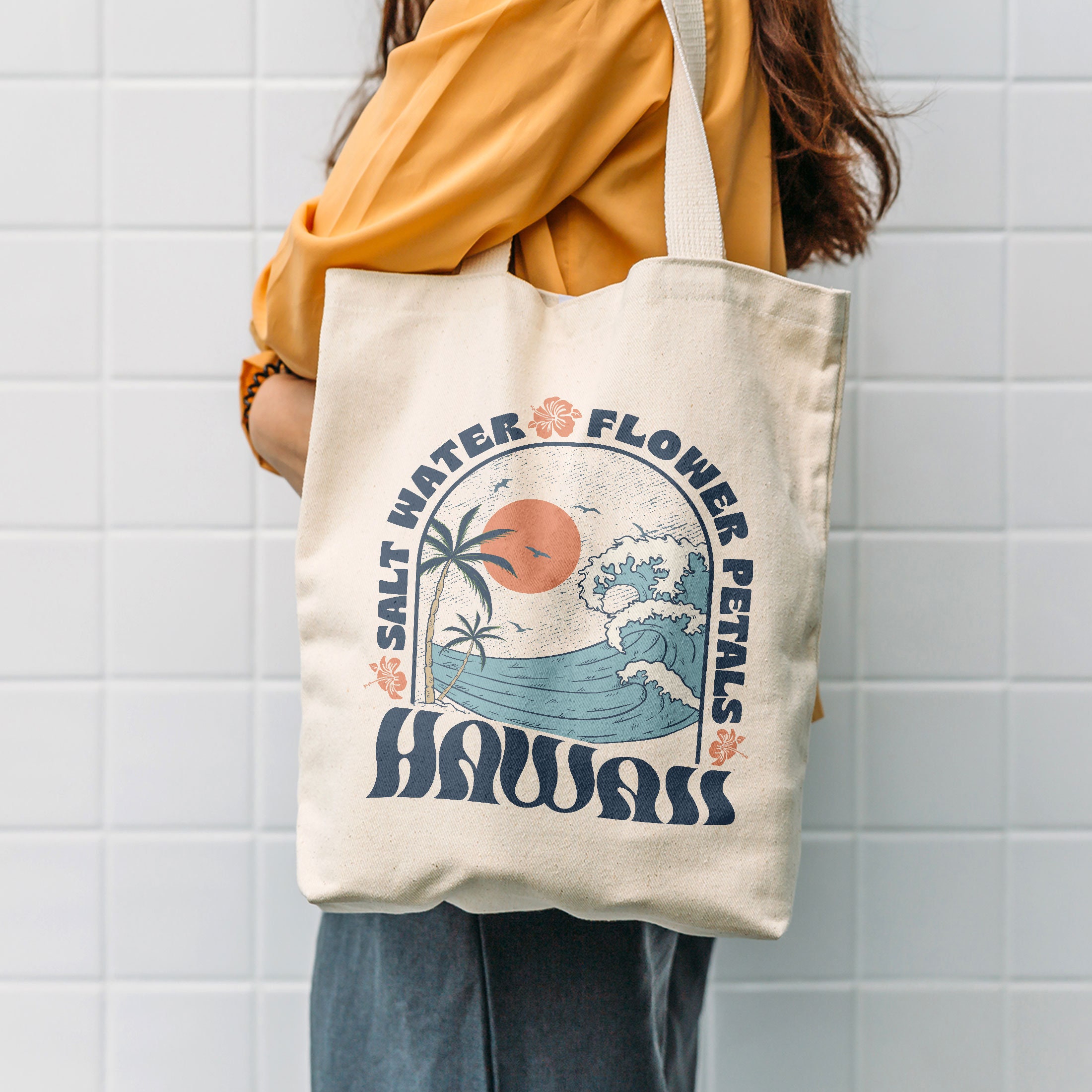 Say “Hello, Summer!” With These Cute Beach Bags