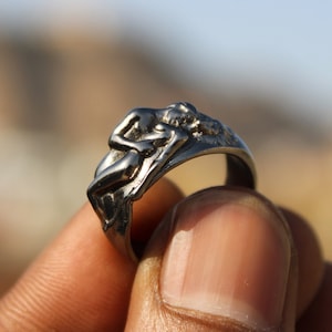 Liebhaber umarmt nackte Paar Ring, Paar Liebe Band Männer Ehering, Sterling Silber Liebhaber Ringe, Eternity Liebe Geschenk Ringe, Liebe für immer