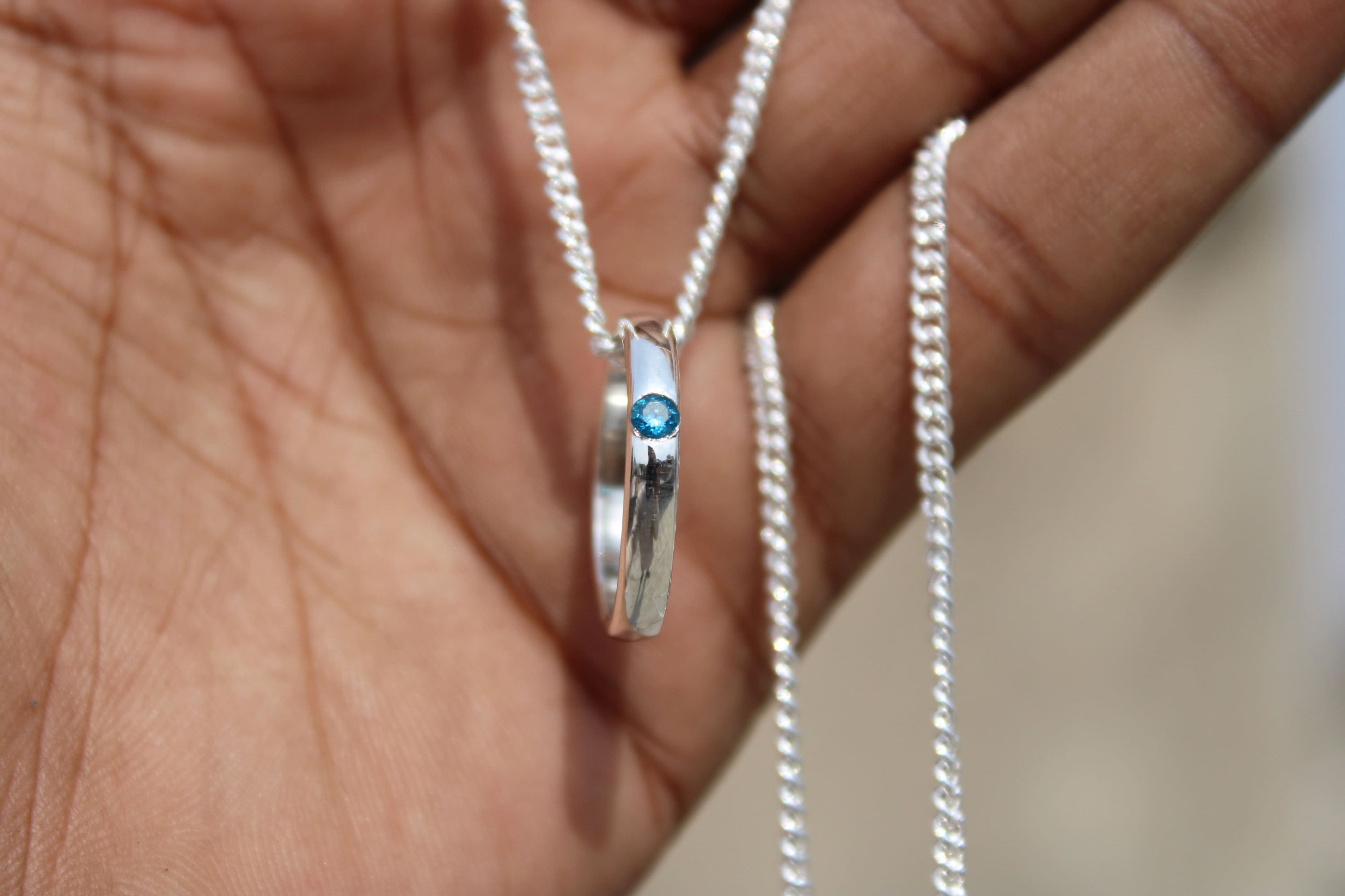 アクセサリー yuta NCT 127 YUTA in PARIS】で話題！YUTAさんが語ってくれた〈ルイ