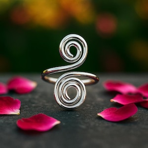 Massieve spiraalring, 925 sterlingzilveren effen draadwervelring voor vrouwen, handgemaakte verstelbare minimalistische sieraden, Moederdagcadeauring